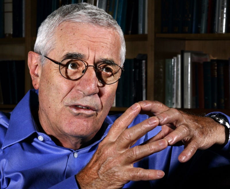 Hector DeLuca
